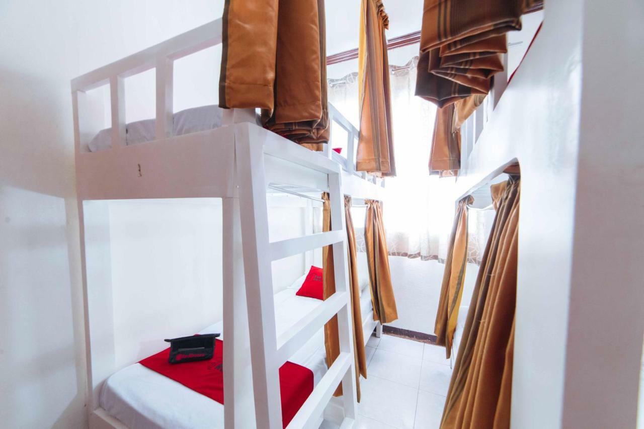 Reddoorz @ Davao Hub General Luna Zewnętrze zdjęcie